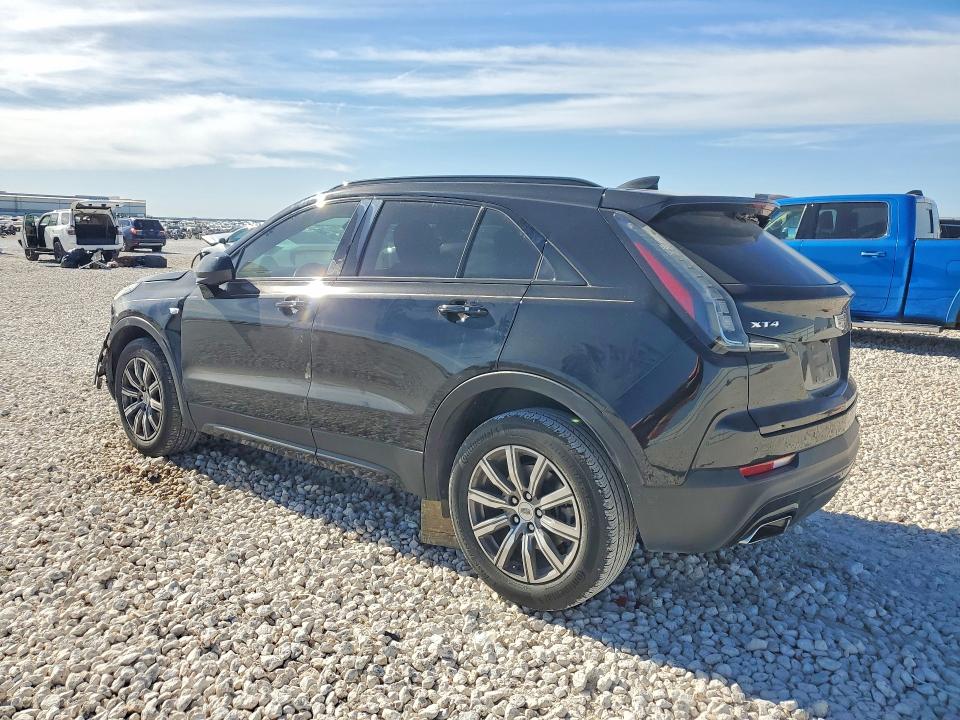 46065696 :رقم المزاد ، 1GYFZER42KF227526 vin ، 2019 Cadillac Xt4 مزاد بيع