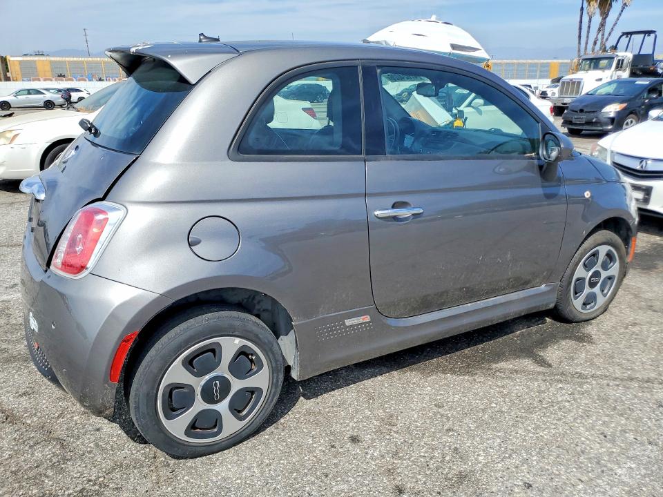 Продажа на аукционе авто 2013 Fiat 500, vin: 3C3CFFGEXDT744797, номер лота: 47624026
