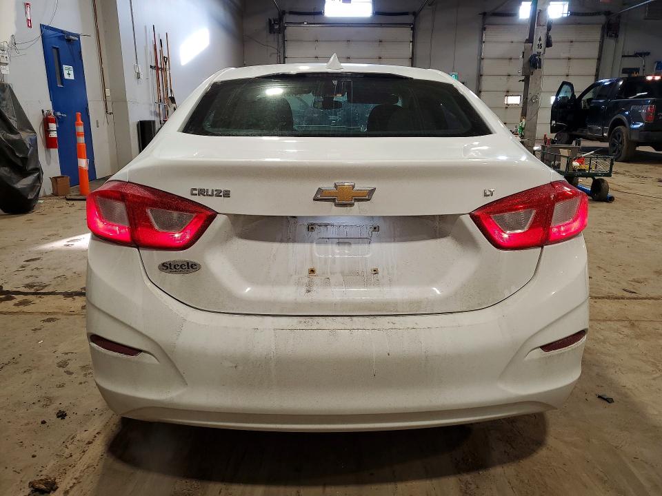 47519256 :رقم المزاد ، 3G1BE5SM9HS522033 vin ، 2017 Chevrolet Cruze مزاد بيع