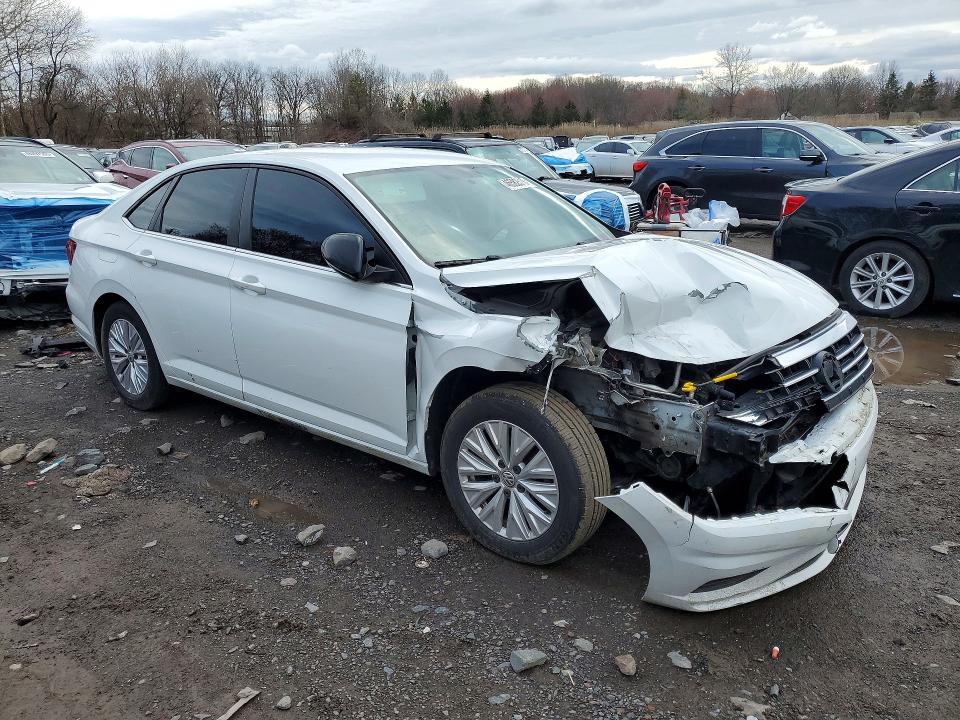 Продаж на аукціоні авто 2019 Volkswagen Jetta, vin: 3VWCB7BU6KM168612, номер лоту: 46582516