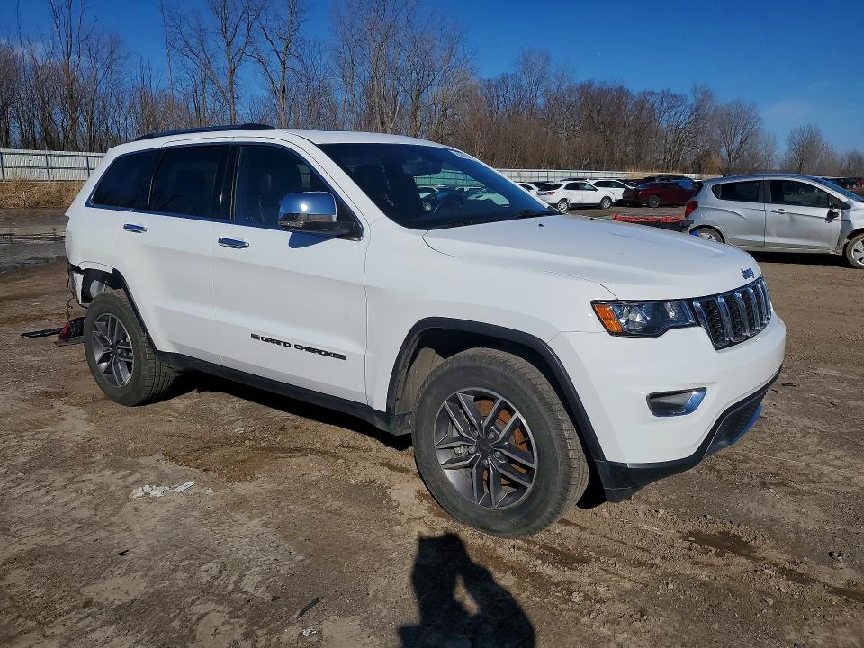 41644416 :رقم المزاد ، 1C4RJFBG5NC119086 vin ، 2022 Jeep Grand Cherokee مزاد بيع