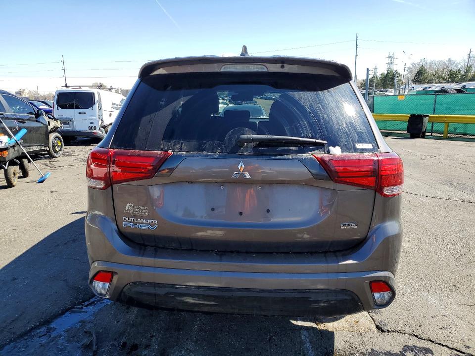 Продаж на аукціоні авто 2022 Mitsubishi Outlander, vin: JA4J2VA73NZ018836, номер лоту: 46157736