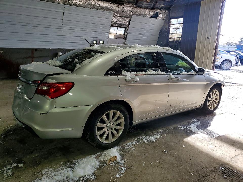 46318406 :رقم المزاد ، 1C3CCBBG5CN189346 vin ، 2012 Chrysler 200 مزاد بيع