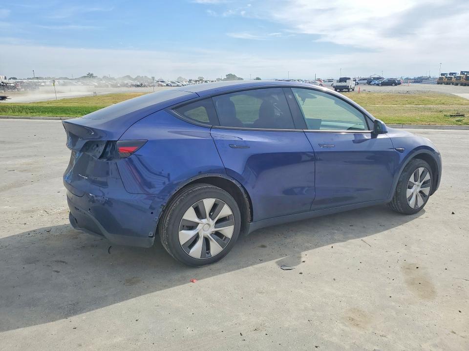Продажа на аукционе авто 2022 Tesla Model Y, vin: 7SAYGDEE8NF552609, номер лота: 47831956
