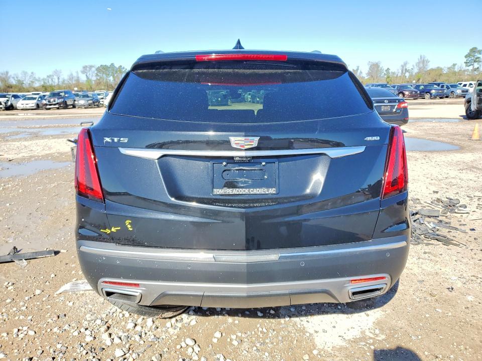 45803736 :رقم المزاد ، 1GYKNCRS9MZ209295 vin ، 2021 Cadillac Xt5 مزاد بيع