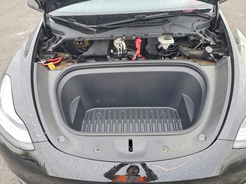 Продажа на аукционе авто 2025 Tesla Model Y, vin: 7SAYGDEE5SF242655, номер лота: 47648106