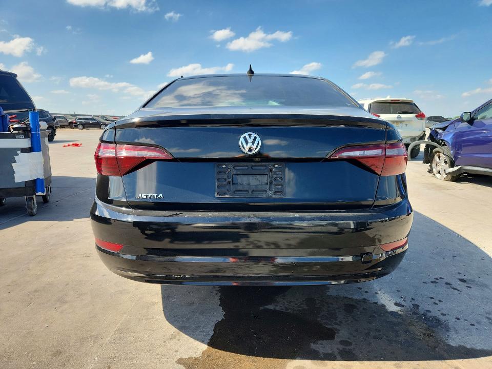 48211246 :رقم المزاد ، 3VWCB7BU2LM019440 vin ، 2020 Volkswagen Jetta مزاد بيع