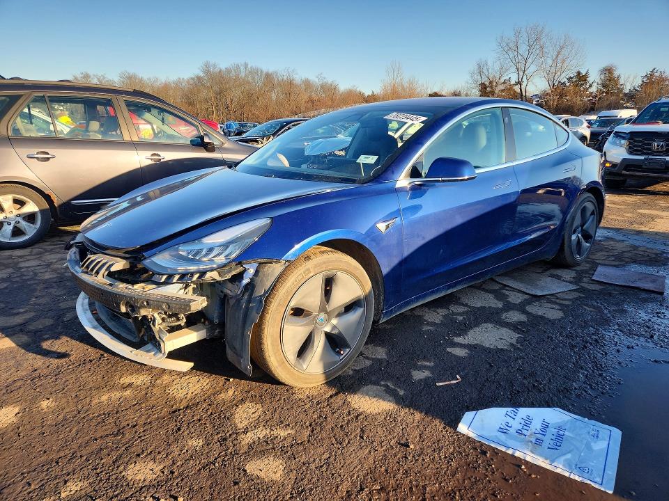 78229445 :رقم المزاد ، 5YJ3E1EB9JF120137 vin ، 2018 Tesla Model 3 مزاد بيع