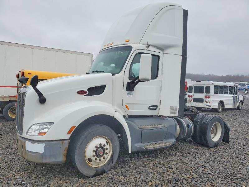 Aukcja sprzedaży 2016 Peterbilt 579, vin: 1XPBA48X5GD339742, numer aukcji: 77522445