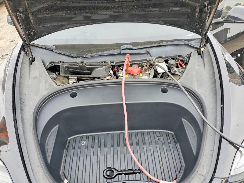 41975536 :رقم المزاد ، 5YJ3E1EB3MF858732 vin ، 2021 Tesla Model 3 مزاد بيع