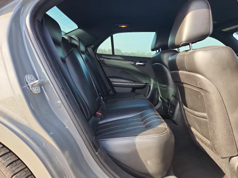 46952846 :رقم المزاد ، 2C3CCABG0KH516558 vin ، 2019 Chrysler 300 مزاد بيع