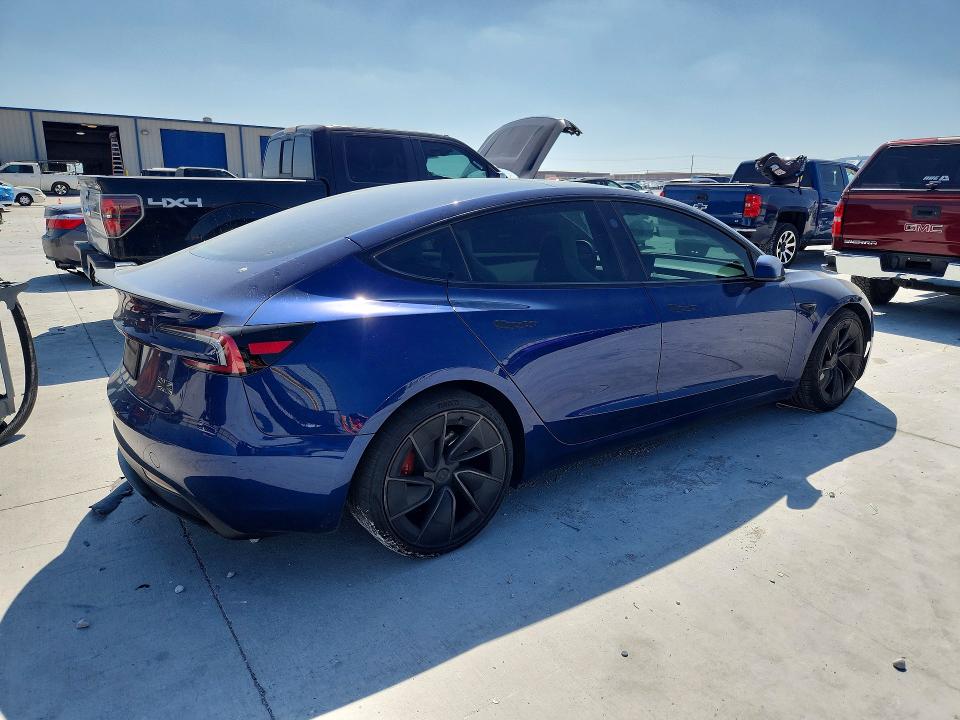 47114836 :رقم المزاد ، 5YJ3E1ET6RF823716 vin ، 2024 Tesla Model 3 مزاد بيع