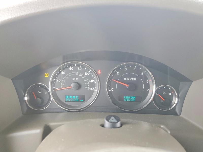 79905745 :رقم المزاد ، 1J8HG48P97C678710 vin ، 2007 Jeep Commander مزاد بيع