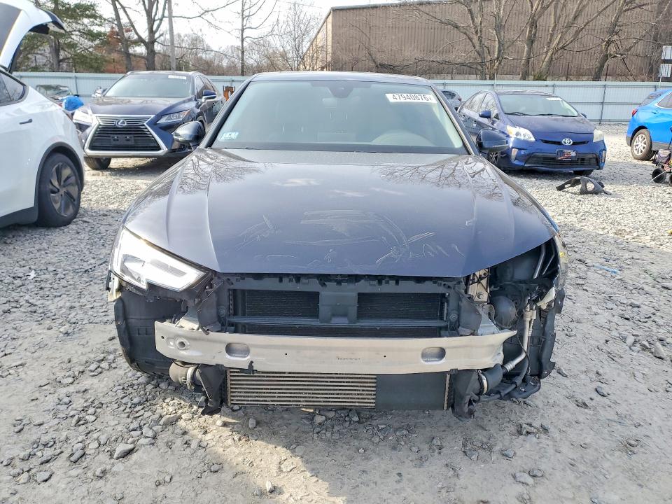 Продаж на аукціоні авто 2018 Audi A4, vin: WAUENAF40JA048419, номер лоту: 47940876