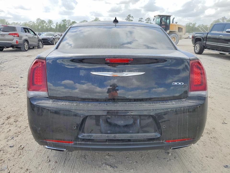 Продаж на аукціоні авто 2018 Chrysler 300, vin: 2C3CCABG6JH223911, номер лоту: 48339346