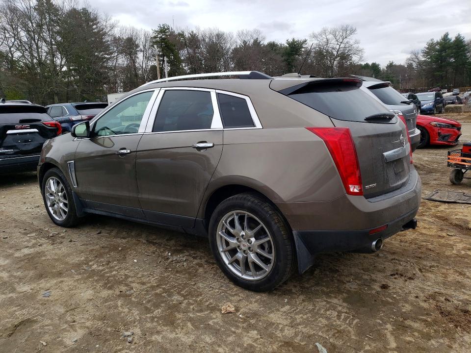 46821336 :رقم المزاد ، 3GYFNCE38FS529479 vin ، 2015 Cadillac Srx مزاد بيع