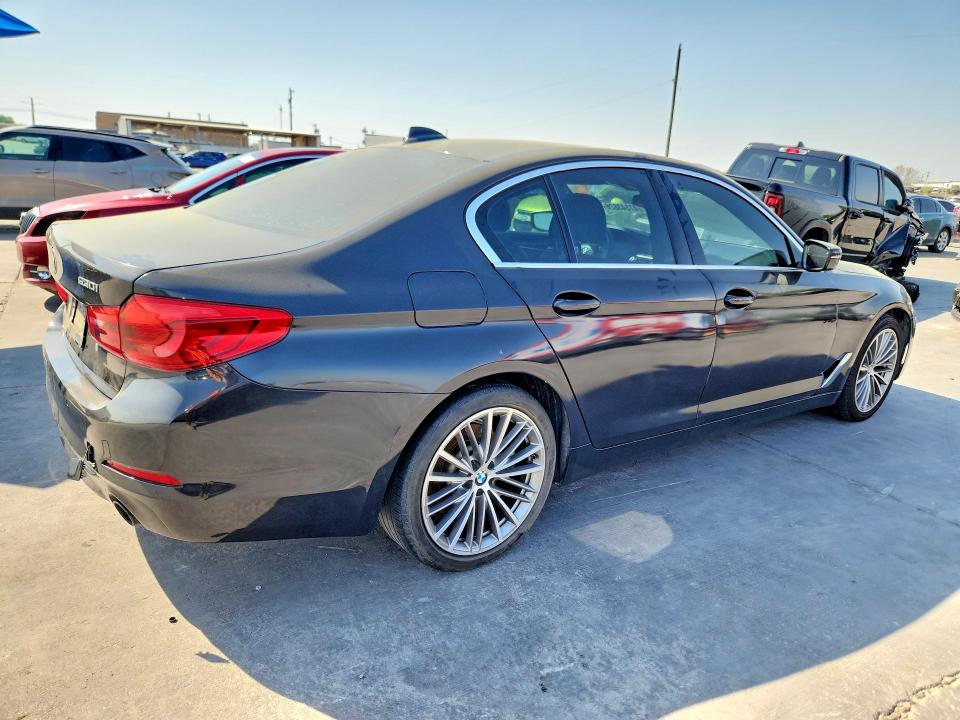 47343826 :رقم المزاد ، WBAJR3C0XLCE49535 vin ، 2020 Bmw 530 مزاد بيع