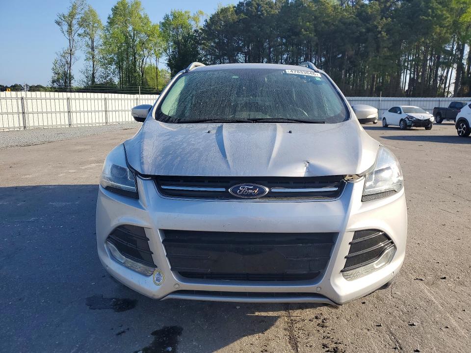 47833646 :رقم المزاد ، 1FMCU9J96GUA88652 vin ، 2016 Ford Escape مزاد بيع
