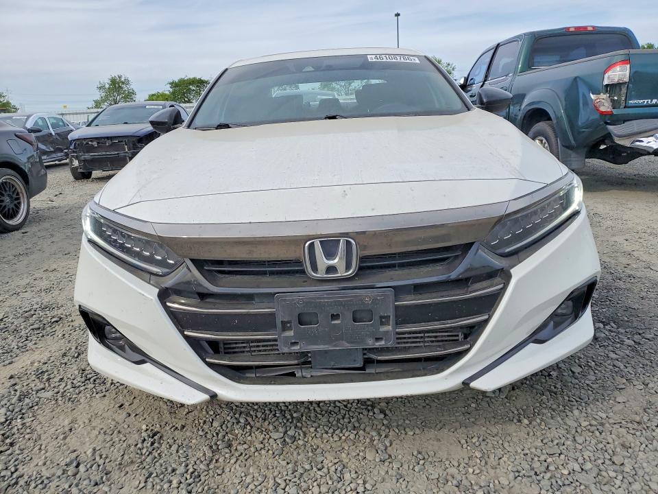 46108786 :رقم المزاد ، 1HGCV2F37NA006635 vin ، 2022 Honda Accord مزاد بيع