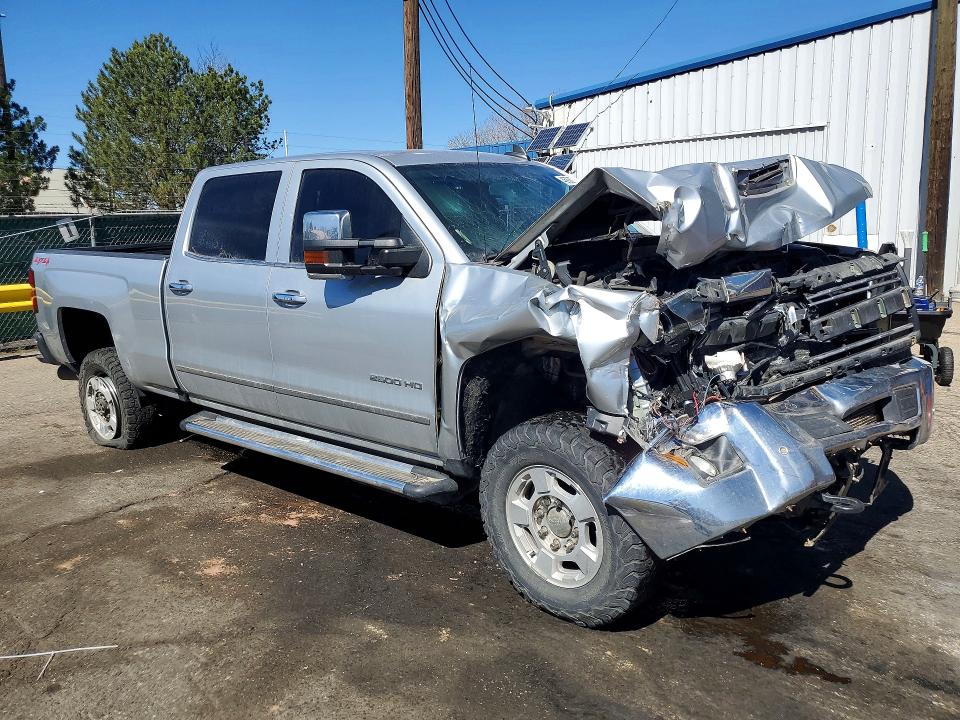 Продаж на аукціоні авто 2018 Chevrolet Silverado, vin: 1GC1KWEY9JF230957, номер лоту: 46908076