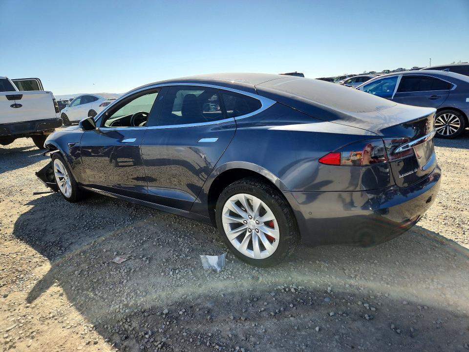Aukcja sprzedaży 2017 Tesla Model S, vin: 5YJSA1E23HF215004, numer aukcji: 42010766