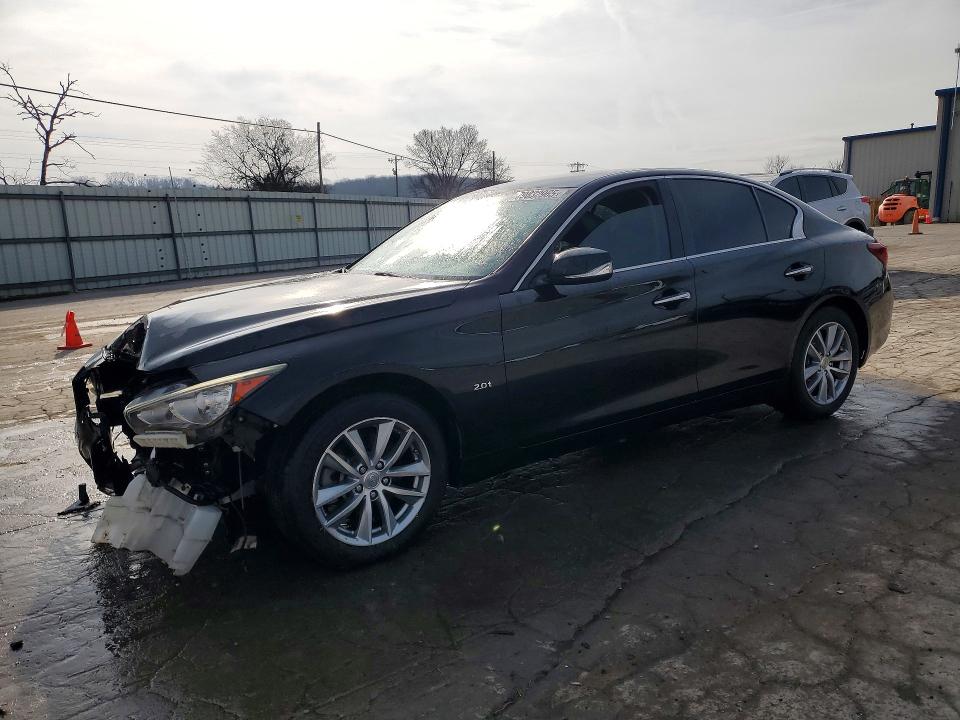 79832965 :رقم المزاد ، JN1CV7AP0JM240584 vin ، 2018 Infiniti Q50 مزاد بيع