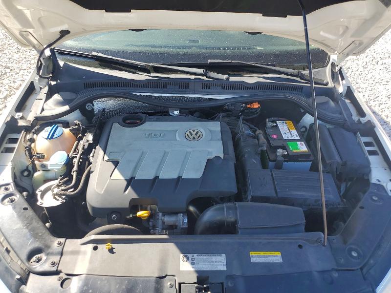 2014 Volkswagen Jetta მანქანა იყიდება აუქციონზე, vin: 3VWLL7AJ9EM372734, აუქციონის ნომერი: 79844685