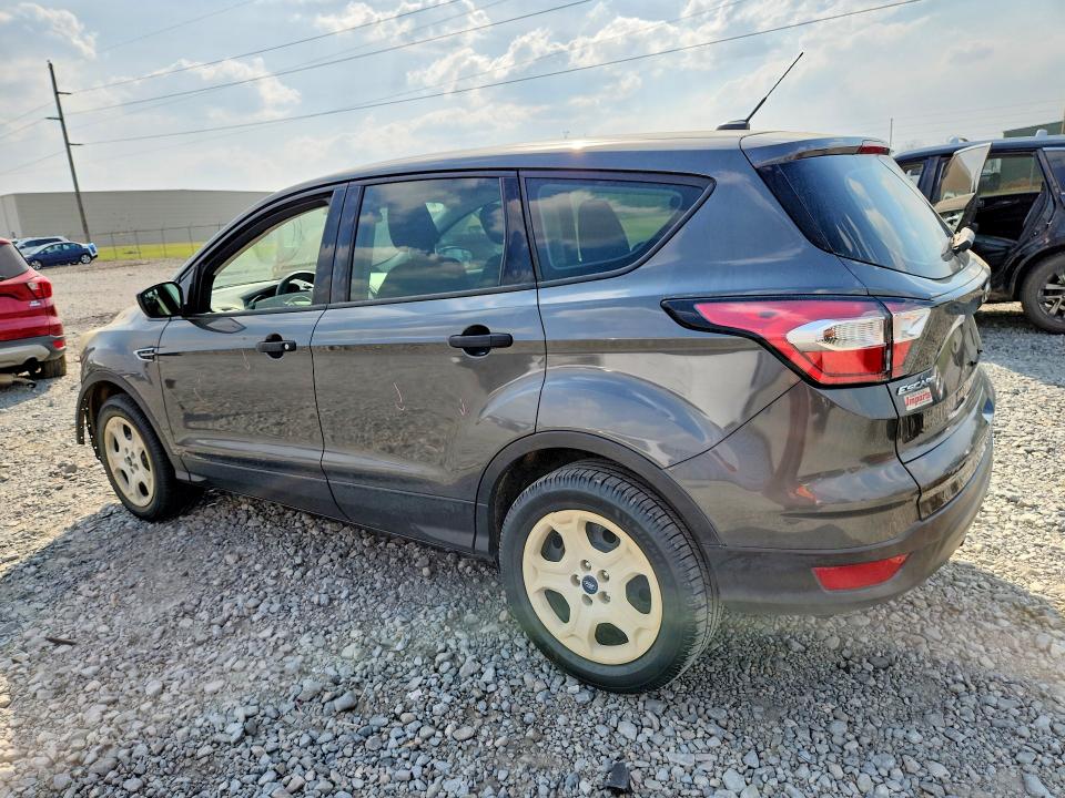 41700096 :رقم المزاد ، 1FMCU0F79JUA16452 vin ، 2018 Ford Escape مزاد بيع