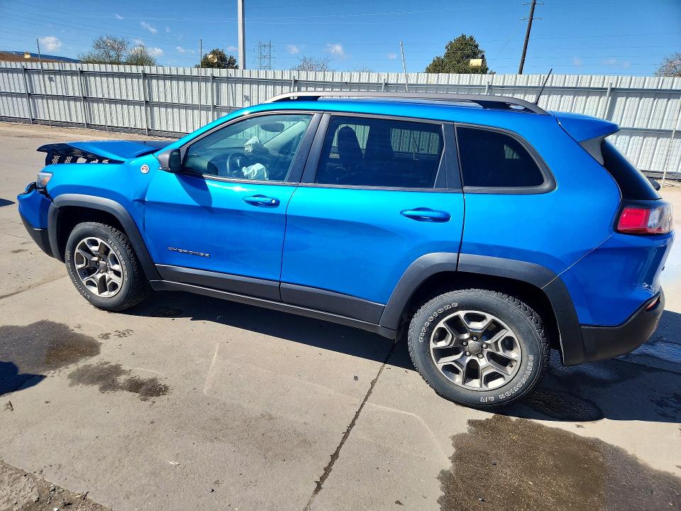 42014126 :رقم المزاد ، 1C4PJMBX9MD171910 vin ، 2021 Jeep Cherokee مزاد بيع