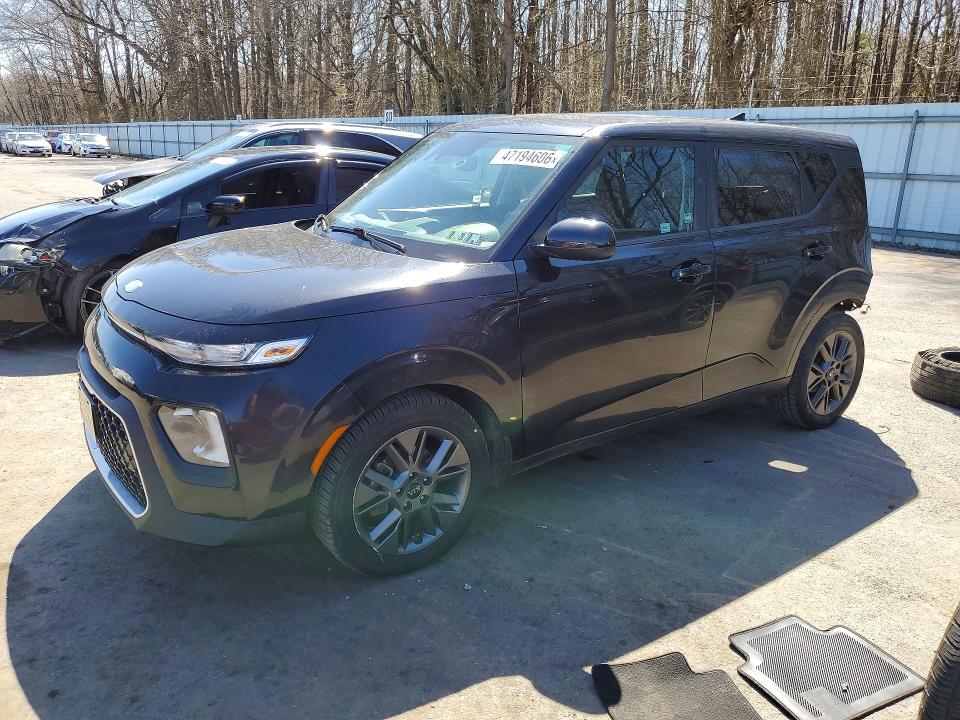 2021 Kia Soul მანქანა იყიდება აუქციონზე, vin: KNDJ23AU0M7797249, აუქციონის ნომერი: 47194606