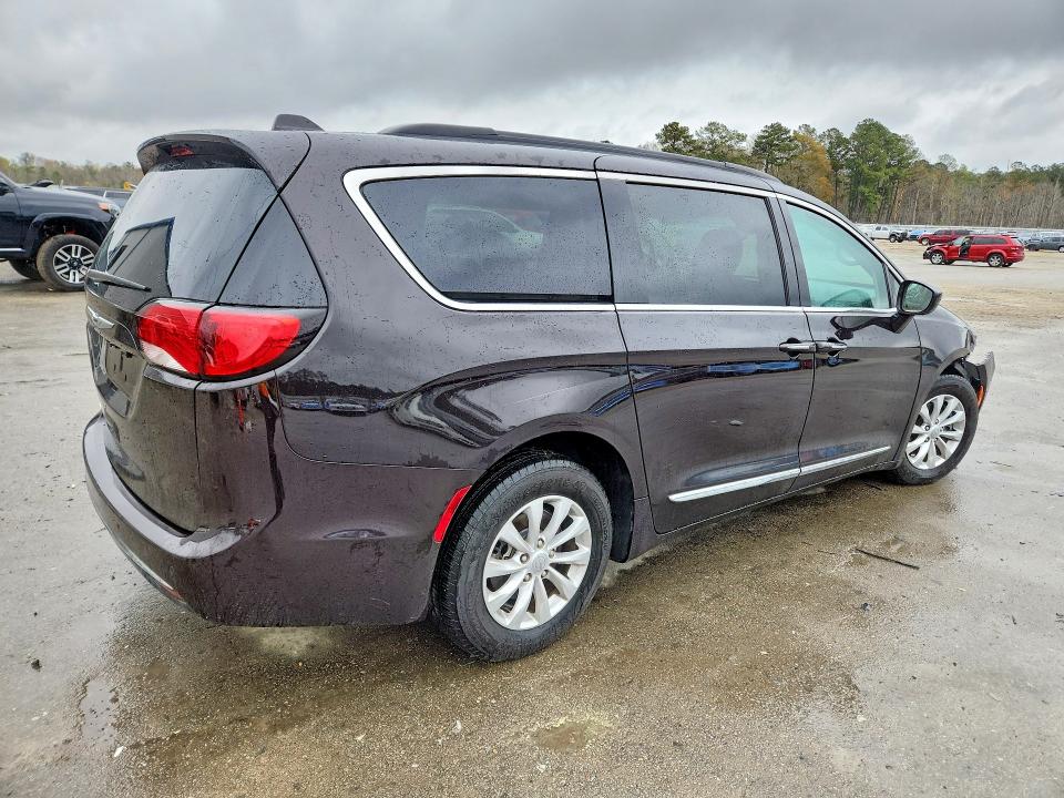 2017 Chrysler Pacifica მანქანა იყიდება აუქციონზე, vin: 2C4RC1BG1HR660533, აუქციონის ნომერი: 79945215