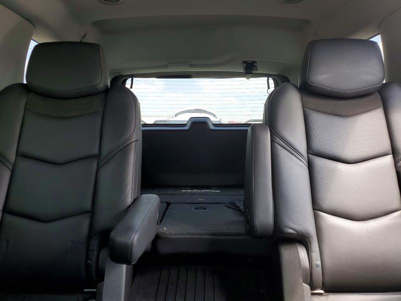 47931846 :رقم المزاد ، 1GYS3BKJ8JR214016 vin ، 2018 Cadillac Escalade مزاد بيع
