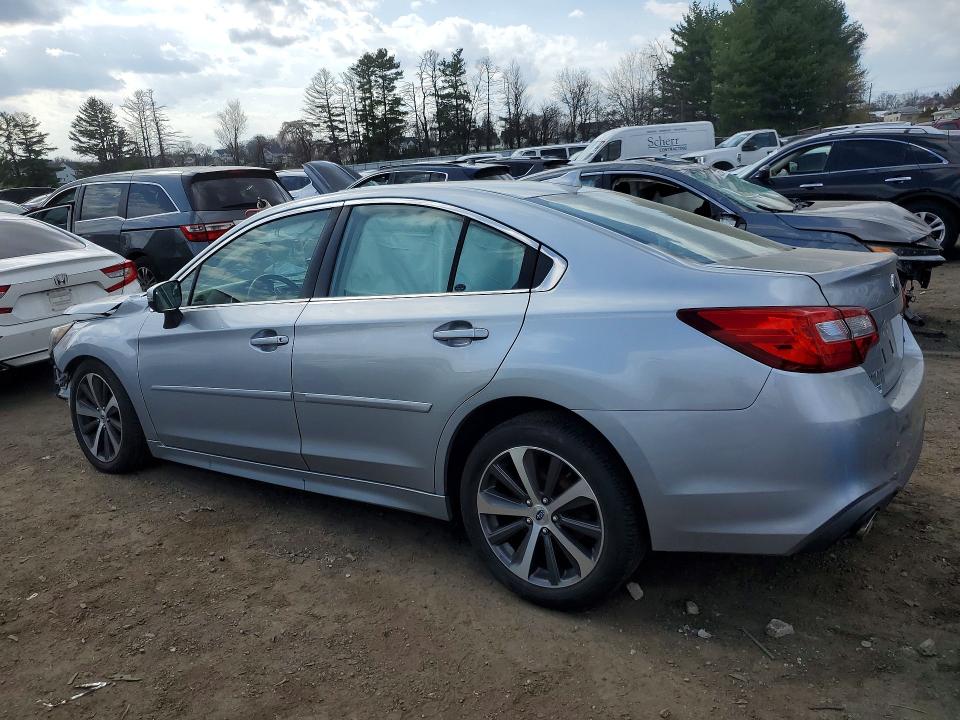 48352276 :رقم المزاد ، 4S3BNAN63K3036375 vin ، 2019 Subaru Legacy مزاد بيع