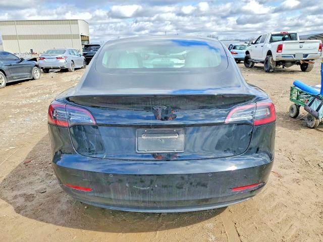 41848496 :رقم المزاد ، 5YJ3E1EA7LF606746 vin ، 2020 Tesla Model 3 مزاد بيع