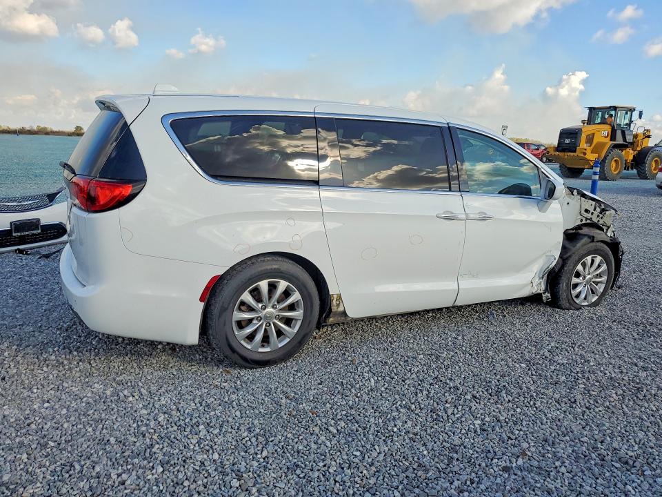 Продаж на аукціоні авто 2018 Chrysler Pacifica, vin: 2C4RC1FG4JR279873, номер лоту: 79716625