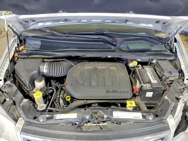 48237796 :رقم المزاد ، 2A4RR5DG4BR604459 vin ، 2011 Chrysler Town & Country مزاد بيع