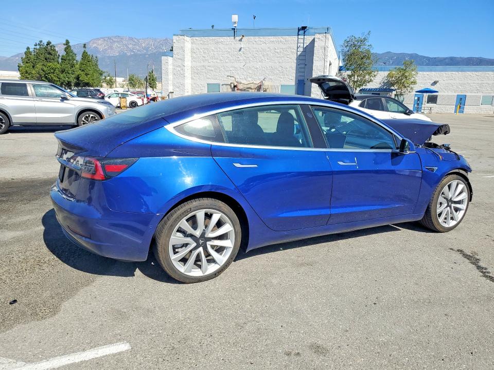 Продажа на аукционе авто 2020 Tesla Model 3, vin: 5YJ3E1EA0LF661331, номер лота: 46226876