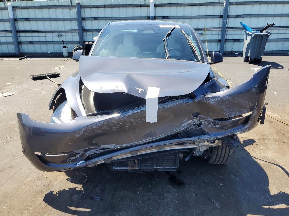 46530206 :رقم المزاد ، 7SAYGDEE7PA141475 vin ، 2023 Tesla Model Y مزاد بيع