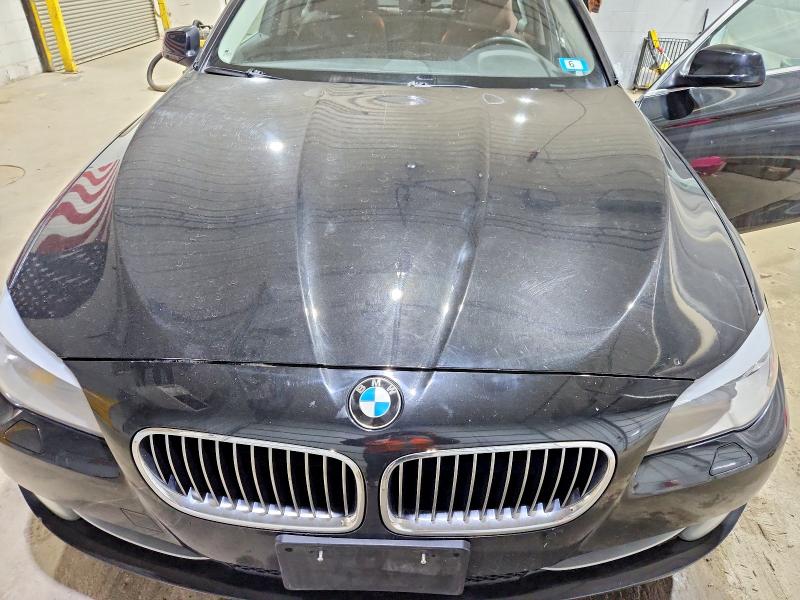 2011 Bmw 5 Series მანქანა იყიდება აუქციონზე, vin: WBAFU7C58BC876733, აუქციონის ნომერი: 47001126