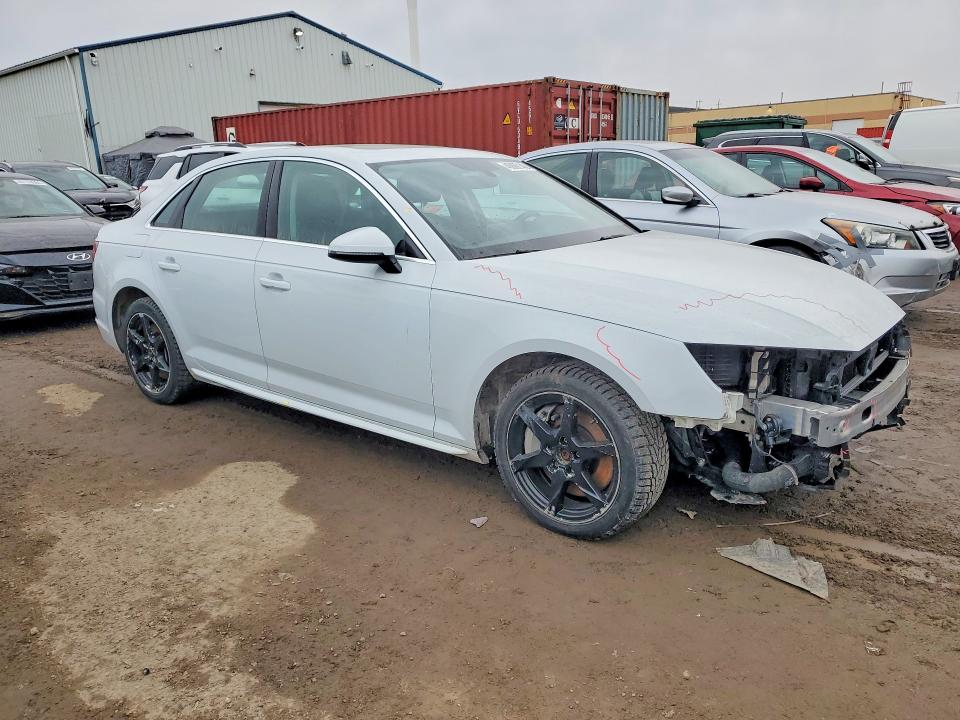 Продажа на аукционе авто 2018 Audi A4, vin: WAUANAF44JN018430, номер лота: 46886146