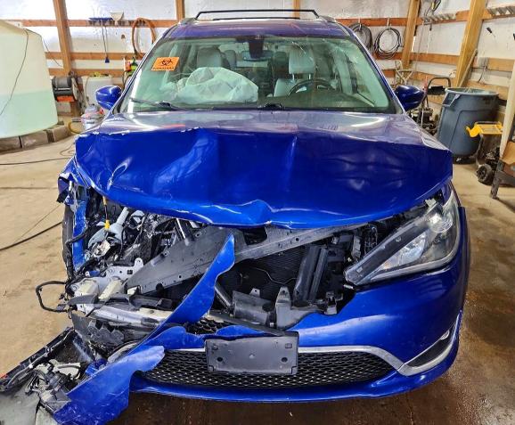 2020 Chrysler Pacifica მანქანა იყიდება აუქციონზე, vin: 2C4RC1BG3LR285687, აუქციონის ნომერი: 48311316