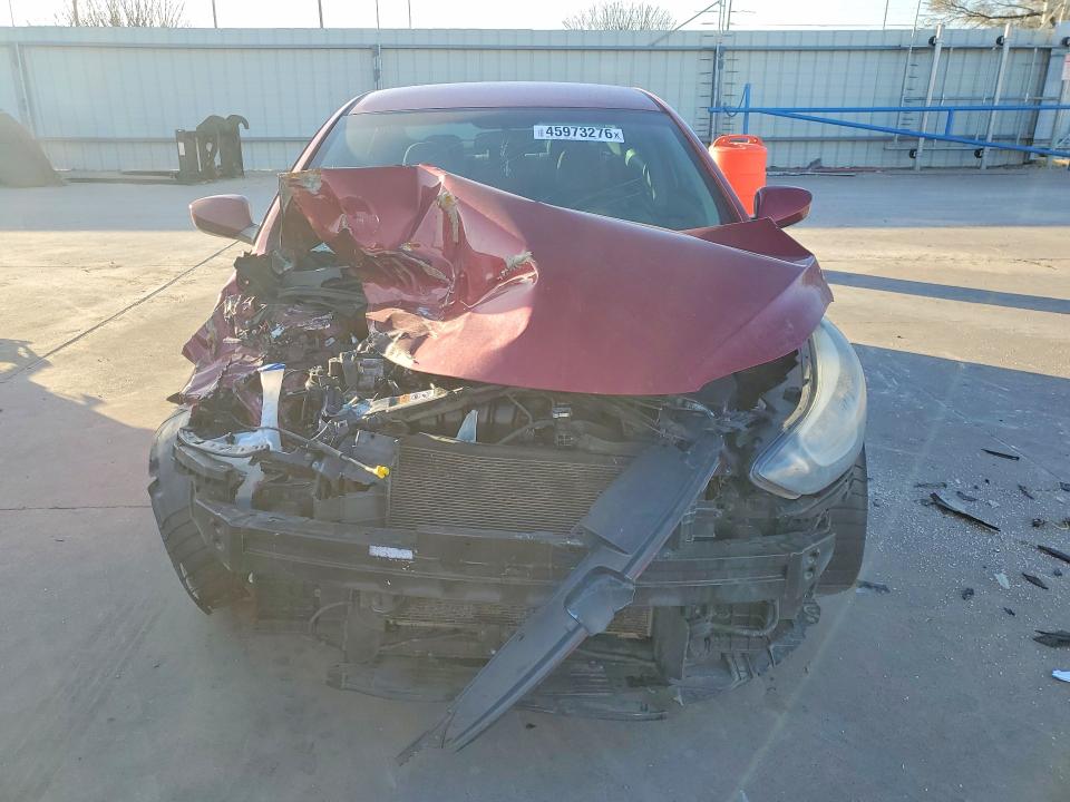 2014 Hyundai Elantra მანქანა იყიდება აუქციონზე, vin: 5NPDH4AE5EH533161, აუქციონის ნომერი: 45973276