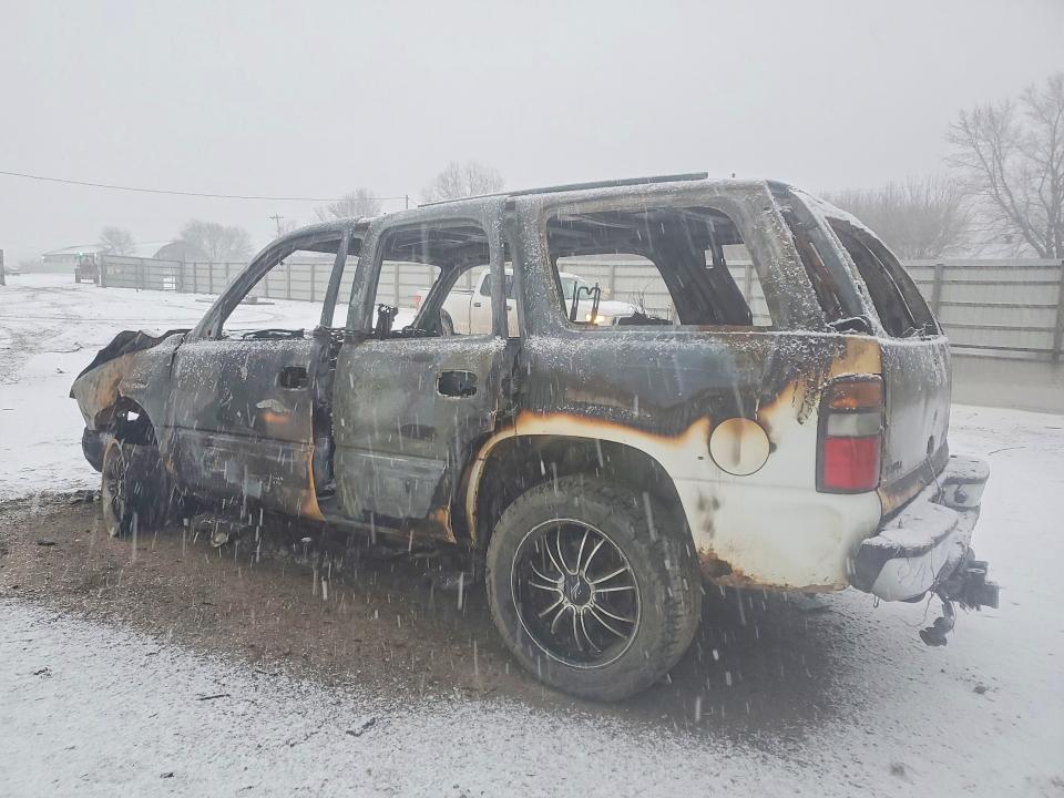 45446156 :رقم المزاد ، 1GKEK13TX6J106572 vin ، 2006 Gmc Yukon مزاد بيع