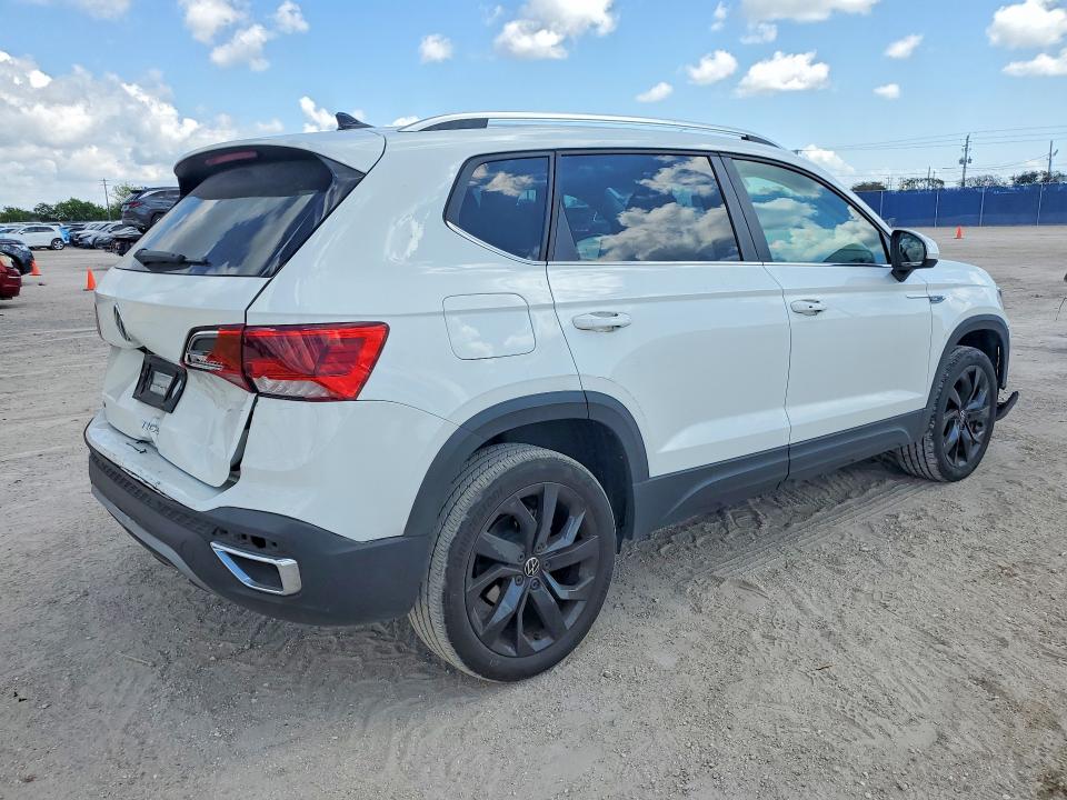 Продажа на аукционе авто 2024 Volkswagen Taos, vin: 3VVEX7B26RM007300, номер лота: 47735856
