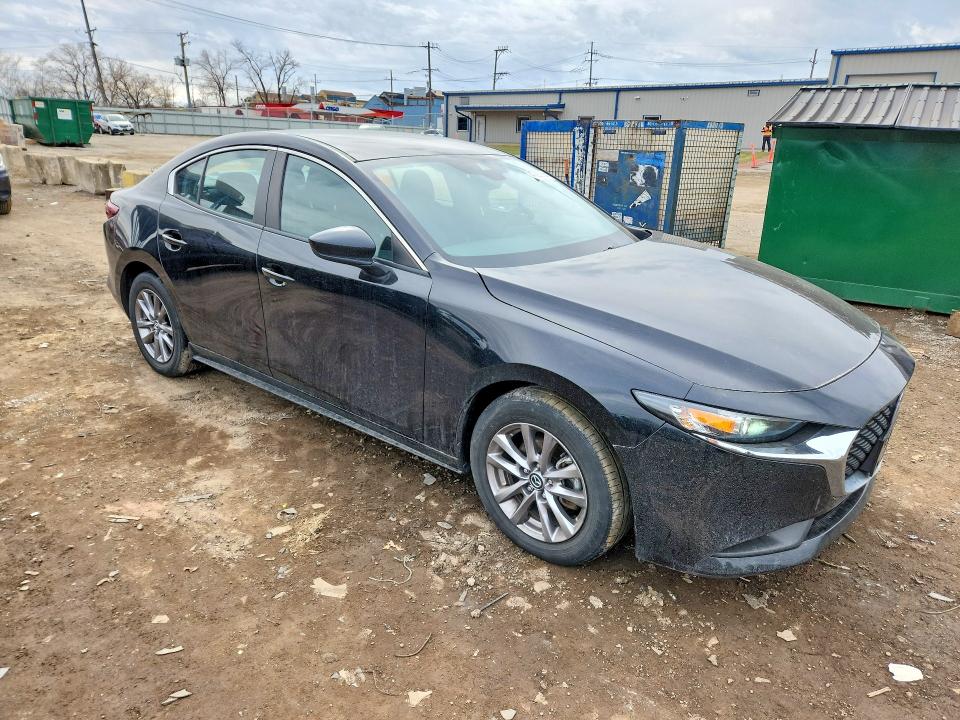 2021 Mazda 3 მანქანა იყიდება აუქციონზე, vin: JM1BPAA7XM1333232, აუქციონის ნომერი: 47292936