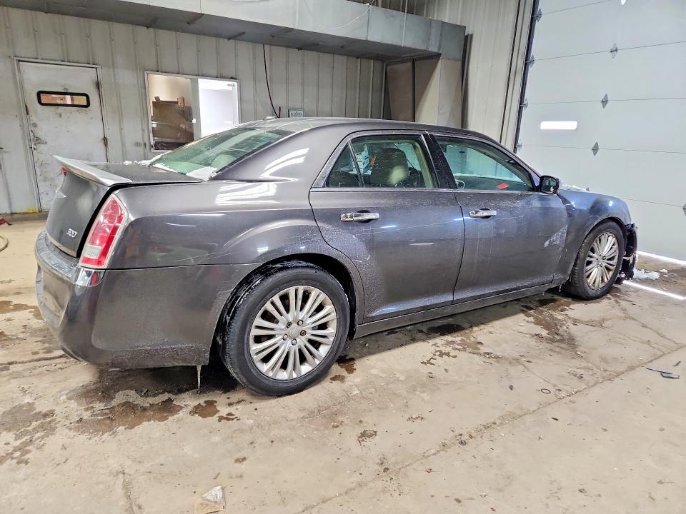46445026 :رقم المزاد ، 2C3CCARGXDH595472 vin ، 2013 Chrysler 300 مزاد بيع