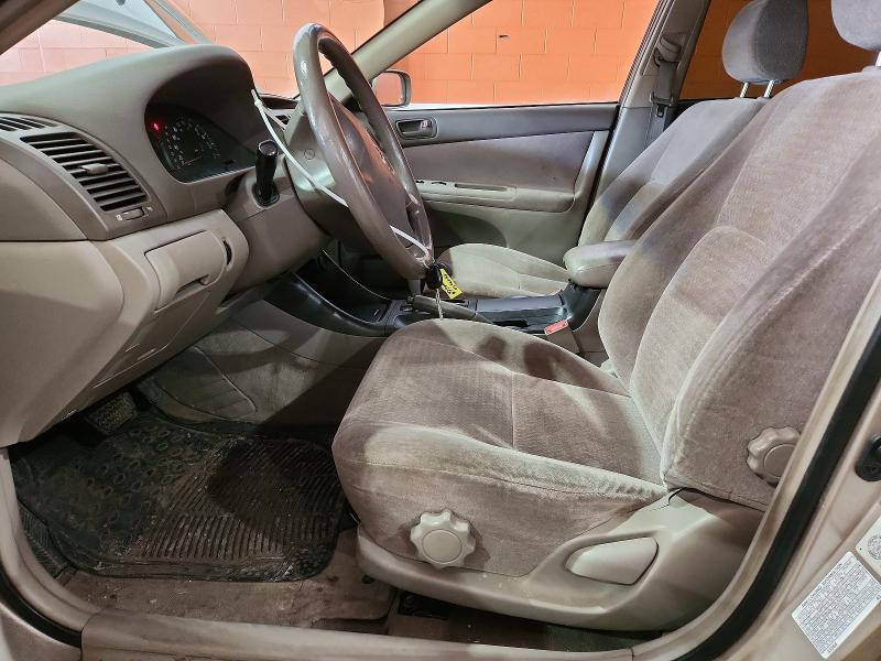 2003 Toyota Camry მანქანა იყიდება აუქციონზე, vin: JTDBF32K330128597, აუქციონის ნომერი: 47589026