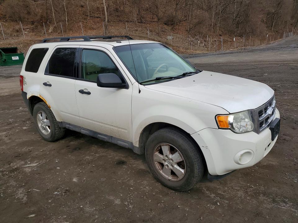 46048486 :رقم المزاد ، 1FMCU9D73CKC22663 vin ، 2012 Ford Escape مزاد بيع