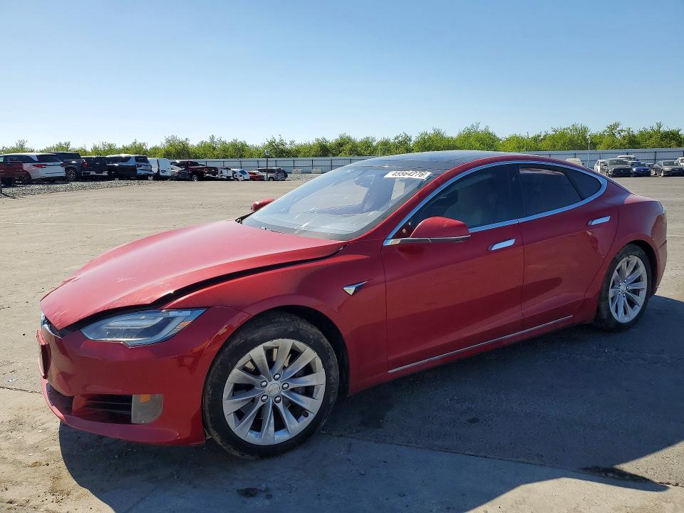 45564276 :رقم المزاد ، 5YJSA1E18GF170759 vin ، 2016 Tesla Model S مزاد بيع