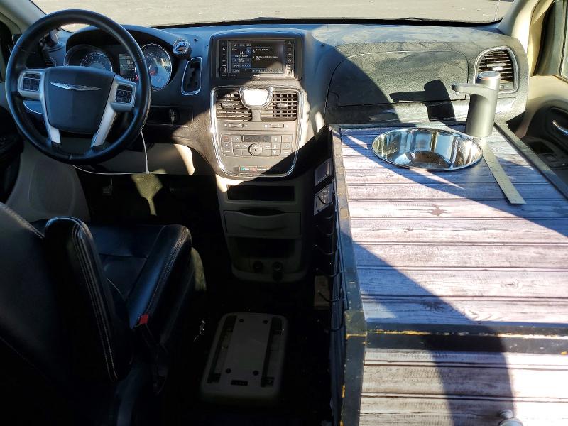 2014 Chrysler Town & Country მანქანა იყიდება აუქციონზე, vin: 2C4RC1BG6ER436136, აუქციონის ნომერი: 79412985